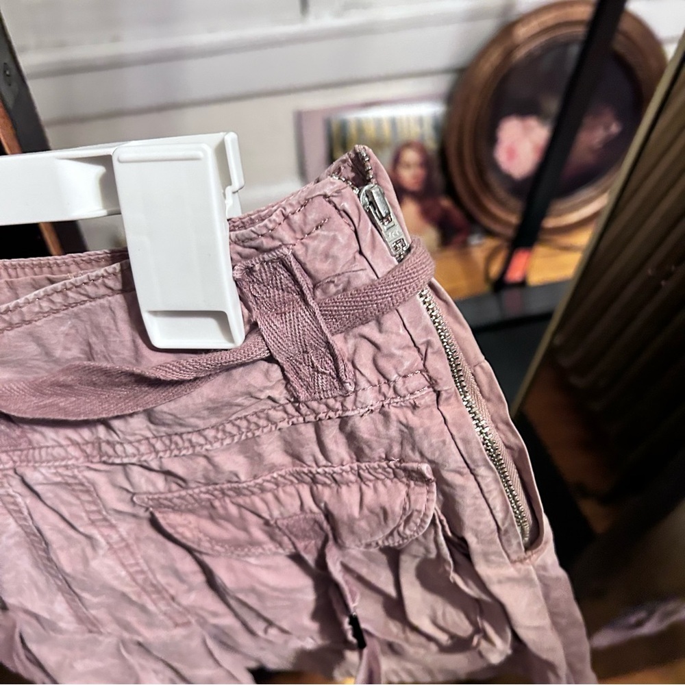 Pink BDG cargo skirt with adjustable waist - Picture 3 of 4